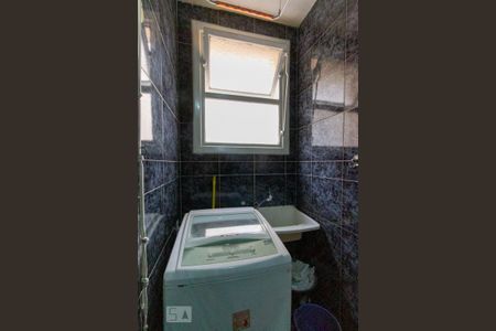 Studio para alugar com 33m², 1 quarto e sem vaga Studio para alugar com 33m², 1 quarto e sem vagaBanheiro