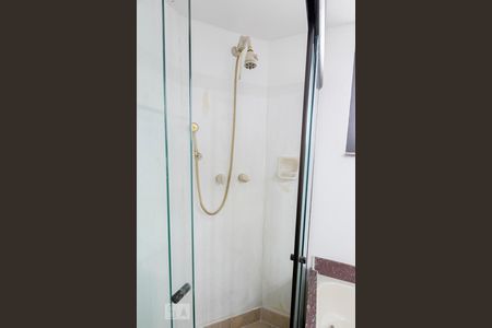 Apartamento para alugar com 44m², 1 quarto e 1 vaga Apartamento para alugar com 44m², 1 quarto e 1 vagaBanheiro