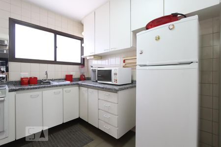 Apartamento à venda com 118m², 3 quartos e 3 vagasCozinha