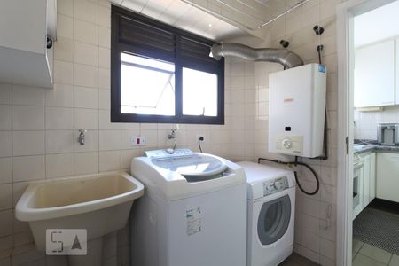 Apartamento à venda com 118m², 3 quartos e 3 vagasÁrea de serviço