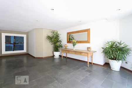 Apartamento à venda com 118m², 3 quartos e 3 vagasHall social