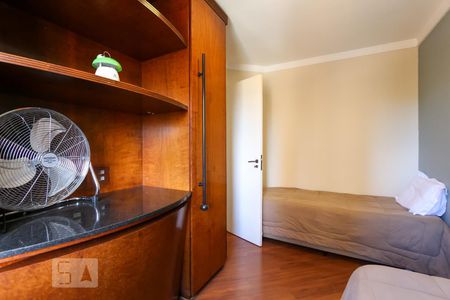 Apartamento à venda com 118m², 3 quartos e 3 vagasQuarto 3
