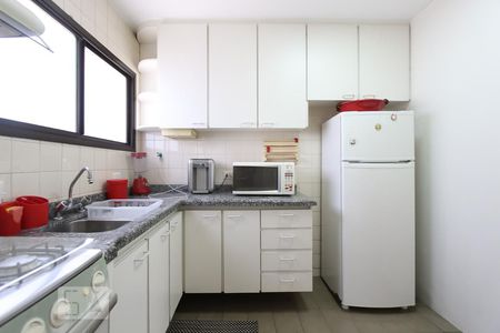 Apartamento à venda com 118m², 3 quartos e 3 vagasCozinha