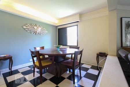 Sala de apartamento à venda com 3 quartos, 118m² em Jardim Ampliacao, São Paulo