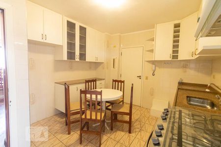 Apartamento para alugar com 105m², 3 quartos e 1 vagaCozinha