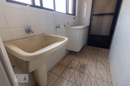 Apartamento para alugar com 105m², 3 quartos e 1 vagaÁrea de Serviço