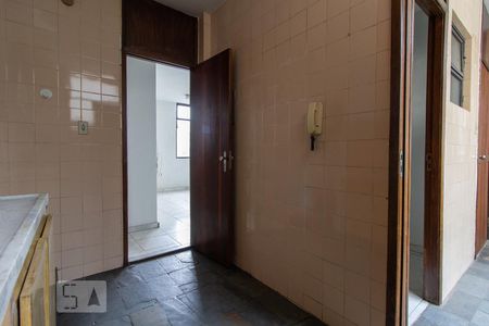 Apartamento para alugar com 75m², 2 quartos e 1 vagaCozinha