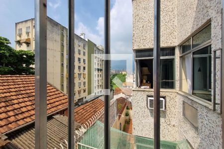 Vista do Quarto 2 de apartamento para alugar com 3 quartos, 80m² em Vila Isabel, Rio de Janeiro