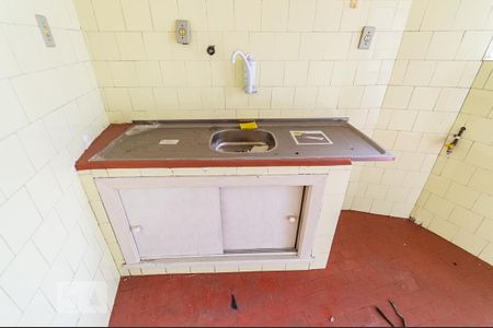 Cozinha de apartamento para alugar com 1 quarto, 70m² em Bela Vista, São Paulo