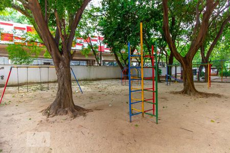 Apartamento à venda com 49m², 2 quartos e 1 vagaÁrea Comum - Playground