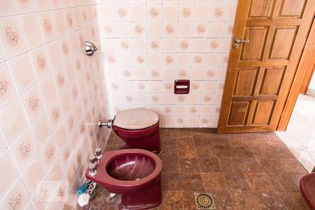 Apartamento para alugar com 60m², 2 quartos e sem vagaBanheiro