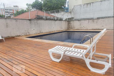 Apartamento para alugar com 85m², 2 quartos e 1 vagaPiscina