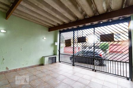 Casa à venda com 140m², 3 quartos e 2 vagasGaragem