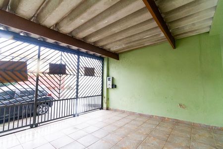 Casa à venda com 140m², 3 quartos e 2 vagasGaragem