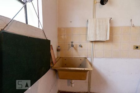 Casa à venda com 140m², 3 quartos e 2 vagasLavanderia