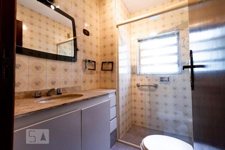 Casa à venda com 140m², 3 quartos e 2 vagasBanheiro Suíte