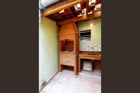 Casa à venda com 140m², 3 quartos e 2 vagasChurrasqueira