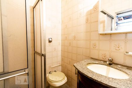 Casa à venda com 140m², 3 quartos e 2 vagasBanheiro de Serviço