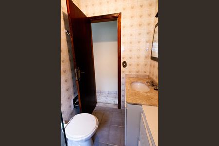 Casa à venda com 140m², 3 quartos e 2 vagasBanheiro Suíte