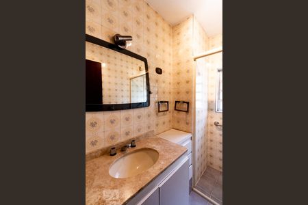 Casa à venda com 140m², 3 quartos e 2 vagasBanheiro Suíte