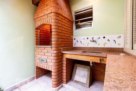 Casa à venda com 140m², 3 quartos e 2 vagasChurrasqueira