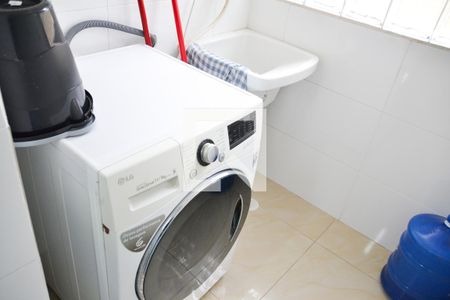 Apartamento à venda com 80m², 2 quartos e 2 vagasÁrea de Serviço