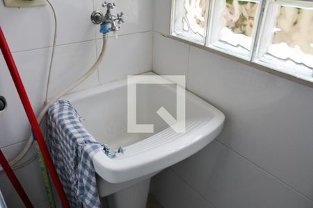 Apartamento à venda com 80m², 2 quartos e 2 vagasÁrea de Serviço