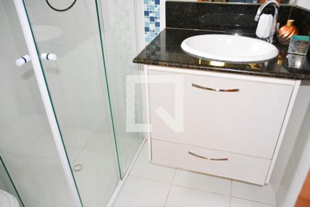 Apartamento à venda com 80m², 2 quartos e 2 vagasBanheiro Suíte
