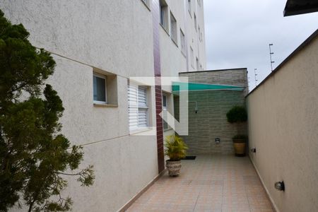 Apartamento à venda com 80m², 2 quartos e 2 vagasEntrada