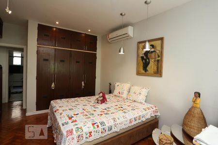 Apartamento à venda com 298m², 3 quartos e 2 vagasQuarto 2