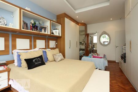 Apartamento à venda com 298m², 3 quartos e 2 vagasQuarto 3