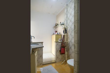 Casa à venda com 400m², 3 quartos e 3 vagasBanheiro da Suíte 1