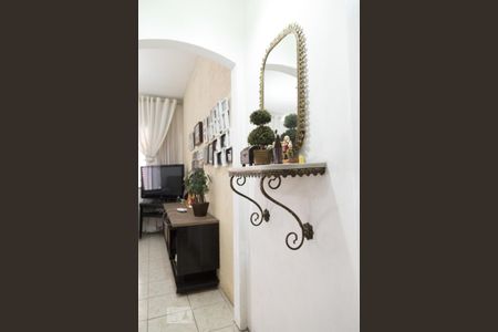 Casa à venda com 400m², 3 quartos e 3 vagasDetalhe do corredor