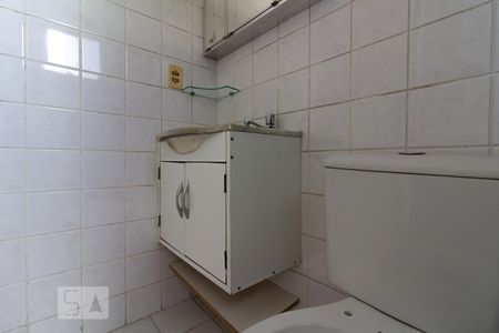 Banheiro da Suíte de apartamento para alugar com 3 quartos, 70m² em Sagrada Família, Belo Horizonte