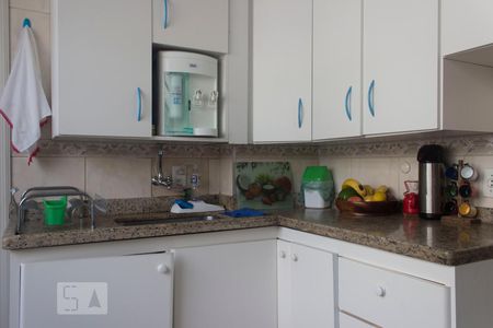 Apartamento à venda com 82m², 2 quartos e sem vagaCozinha