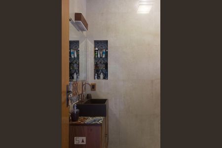 Apartamento à venda com 82m², 2 quartos e sem vagaBanheiro