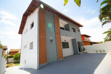 Casa à venda com 302m², 10 quartos e 6 vagasQuintal