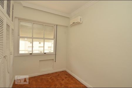 Apartamento à venda com 137m², 3 quartos e 1 vagaQuarto 2