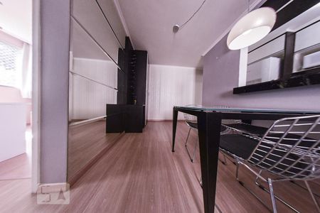 Sala de apartamento para alugar com 2 quartos, 60m² em Santa Quitéria, Curitiba