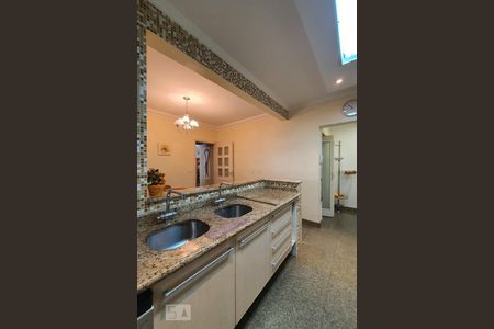 Apartamento à venda com 300m², 4 quartos e 4 vagasCozinha/copa