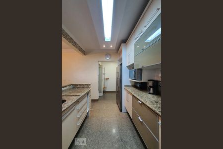 Apartamento à venda com 300m², 4 quartos e 4 vagasCozinha/copa