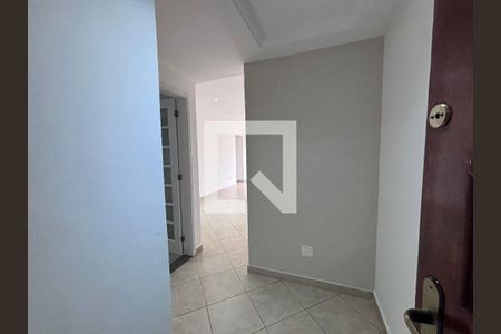 Hall de apartamento para alugar com 3 quartos, 120m² em Recreio dos Bandeirantes, Rio de Janeiro