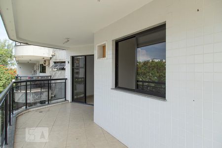 Varanda  de apartamento para alugar com 3 quartos, 120m² em Recreio dos Bandeirantes, Rio de Janeiro