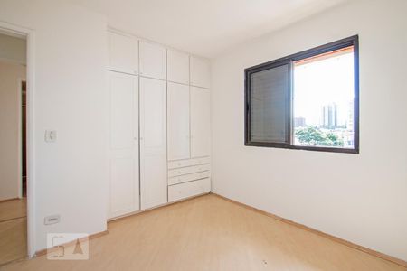 Apartamento à venda com 102m², 3 quartos e 2 vagasQuarto 2