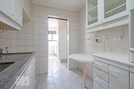 Apartamento à venda com 102m², 3 quartos e 2 vagasCozinha