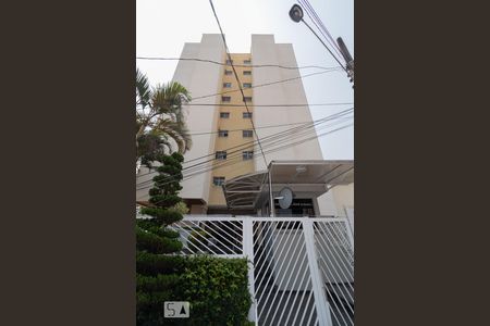 Apartamento para alugar com 69m², 3 quartos e 1 vagaFachada