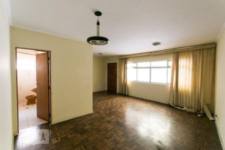 Sala de casa à venda com 4 quartos, 222m² em Vila Prudente, São Paulo