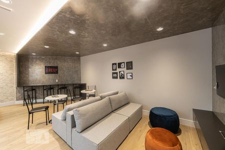 Apartamento à venda com 47m², 2 quartos e sem vagaÁrea comum - Salão de festas