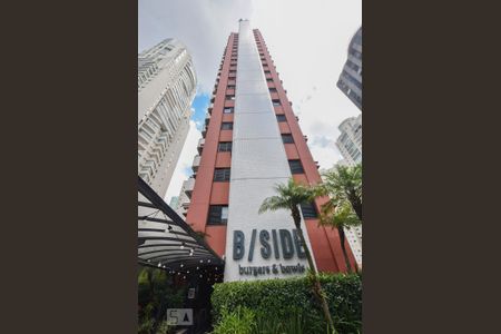 Apartamento à venda com 48m², 1 quarto e 1 vagaPrédio