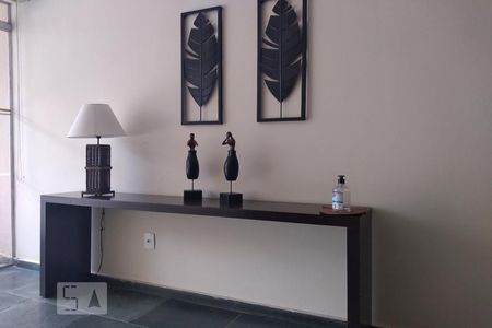 Apartamento para alugar com 80m², 3 quartos e 1 vaga Apartamento para alugar com 80m², 3 quartos e 1 vagaHall de Entrada